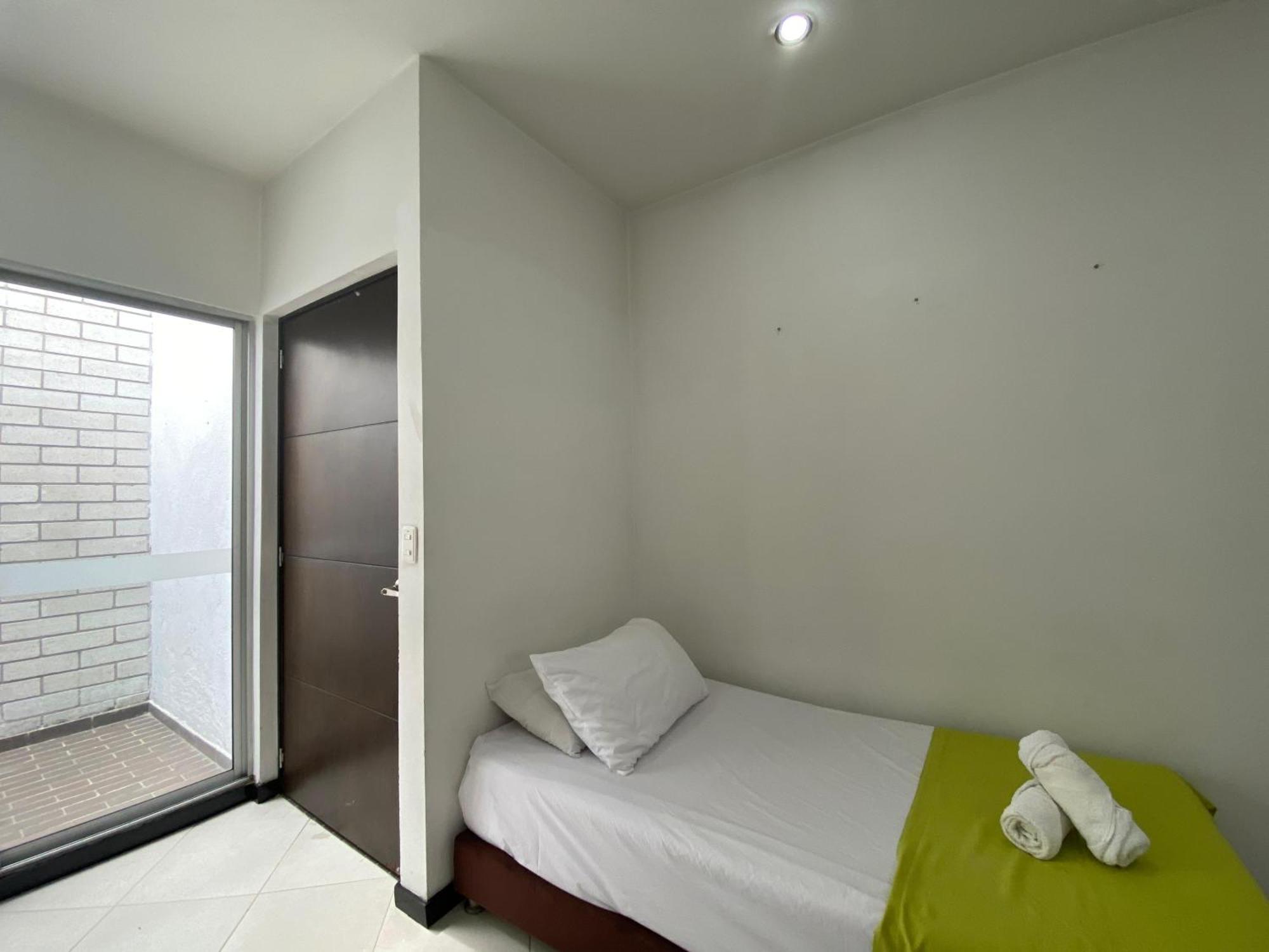 Apartaestudios Laureles Medellín Buitenkant foto