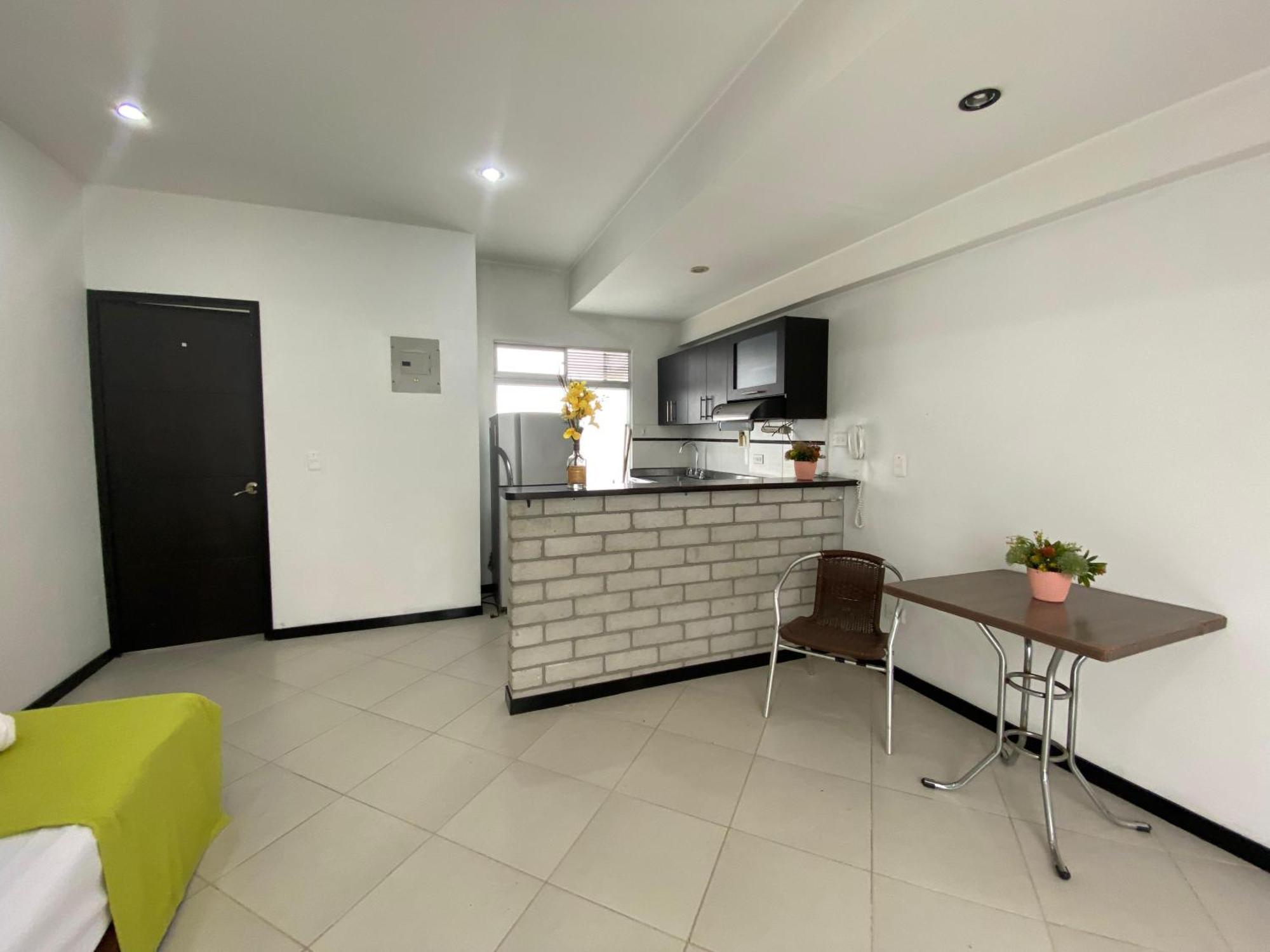 Apartaestudios Laureles Medellín Buitenkant foto